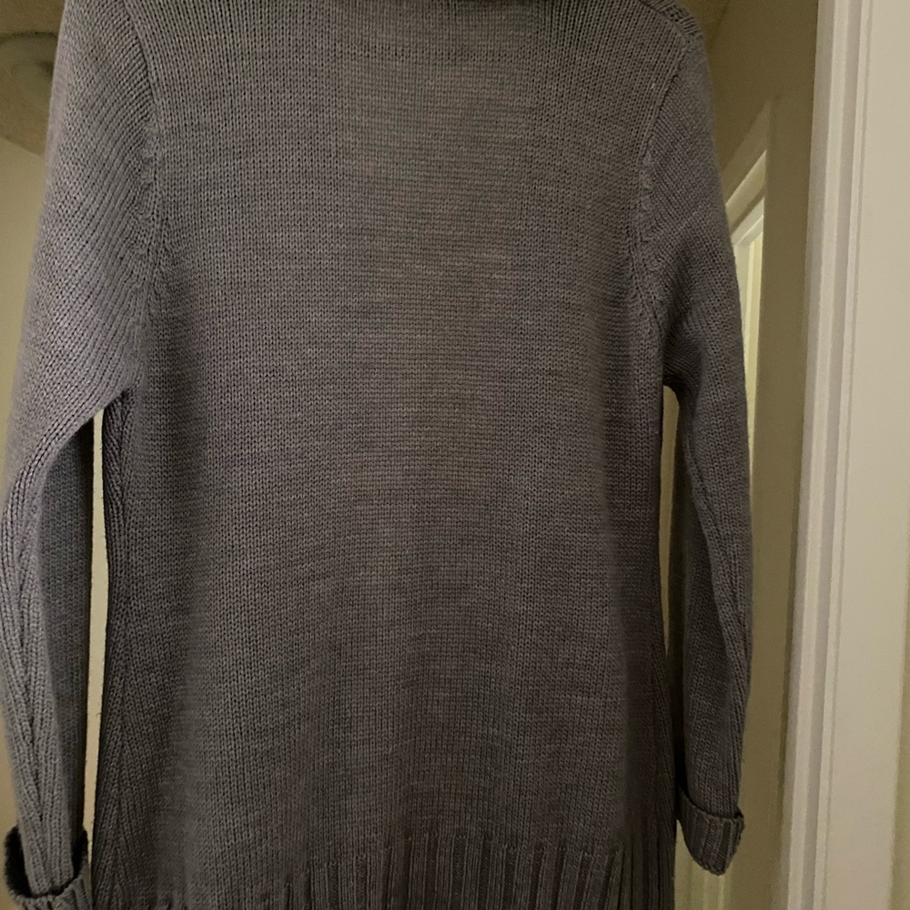 Women’s sweater